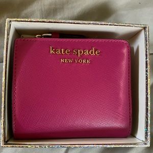 Kate Spade ♠️ Wallet w/ GiftBox